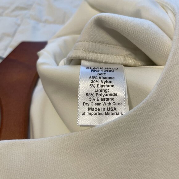 Black Halo Brooklyn Jumpsuit New with tags size 8 - Picture 6 of 7